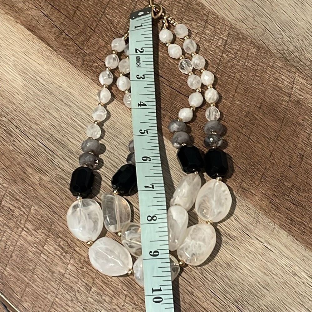 Womens Chunky Frosted Beads With Faceted Acrylic Double Layer Beaded Necklace OS - Picture 5 of 5